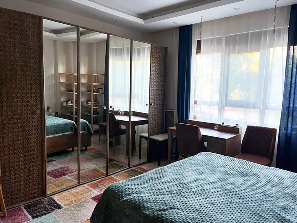 Foto von: Geräumiges Garten-Duplex 2+1 in der Anlage Yeşilbahçe Konakları in Oba, Oba (12)