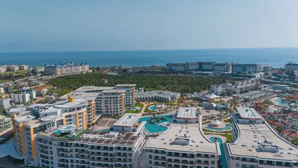 Fotografie: Apartament spațios 2+1 în Azura World cu vedere la piscină, Turkler (2)