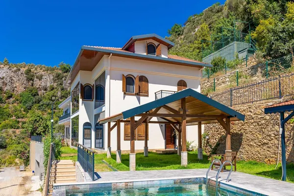 Luksusvillaed med privat basseng i Oba, Alanya, Oba