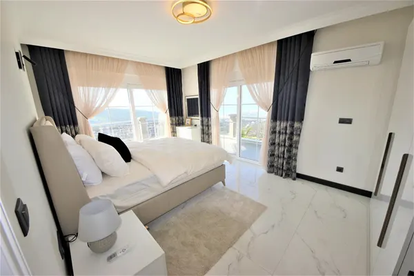 Fotoğraf: Kargıcak'ta Deniz Manzaralı 3+1 Villa, Kargicak (11)