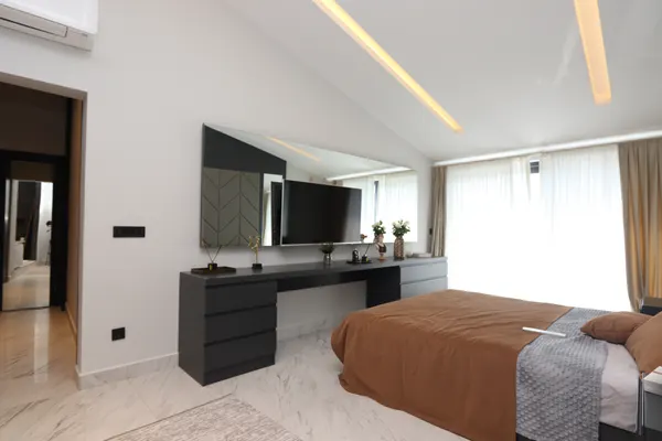 Fotografie: Apartament de lux 2+1 cu vedere la mare în complexul VIAMAR, Kargicak, Kargicak (12)