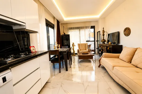 Fotoğraf: Alanya'da yeni Sis Royal kompleksinde 2+1 mobilyalı daire, Avsallar (13)