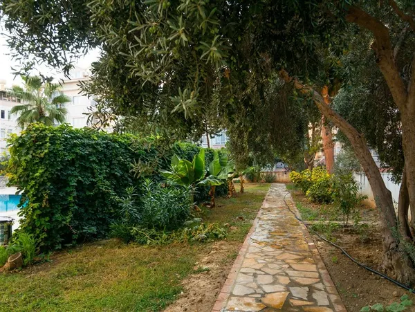 Kohteen valokuva: Huoneistettu 1+1 asunto Çınar Sitesi -kompleksissa myytävänä, Alanya keskusta, Alanya Center (12)