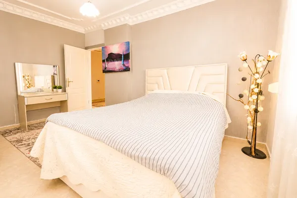 Foto von: Möblierte 2+1 Wohnung in Demirağ Elite, Obagöl, 150 m zum Meer, Oba (21)