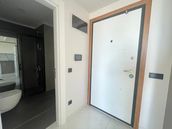 Zdjęcie: Umeblowany apartament 1+1 w Royal Towers, Kleopatra, Alanya, Kleopatra (15)