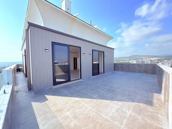 Foto av objektet: Duplex 4+1 i Avşallar, 265 m² med terrass och jacuzzi, Avsallar (8)