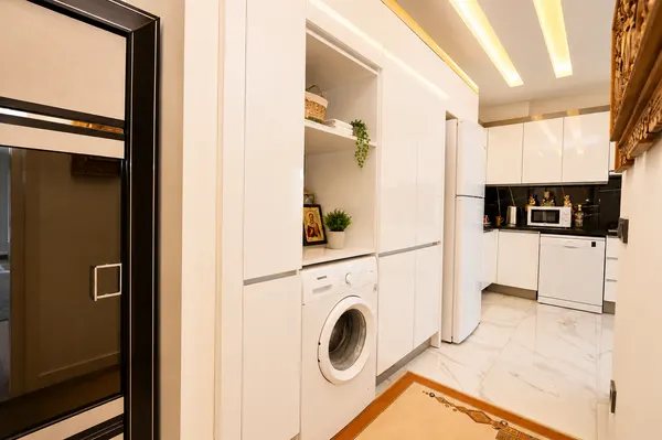 Fotoğraf: Alanya'da yeni Sis Royal kompleksinde 2+1 mobilyalı daire, Avsallar (11)