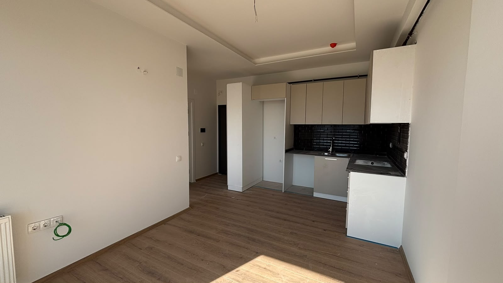 Foto von: 1+1 in Elegant Residence, Mersin, am Meer, Tömük (2)