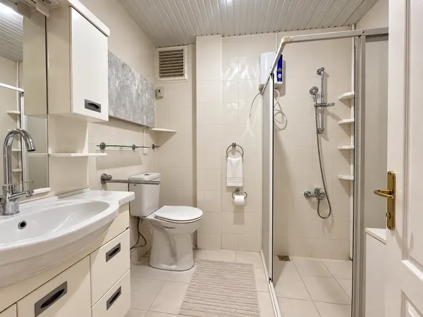 تصویر: آپارتمان مبله 2+1 در Cennet Sitesi، اوبا, Oba (9)