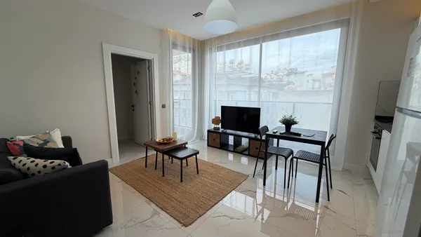 Fotografie: Apartament de lux 1+1 cu vedere la piscină în Oba Excellence Q, Oba (2)