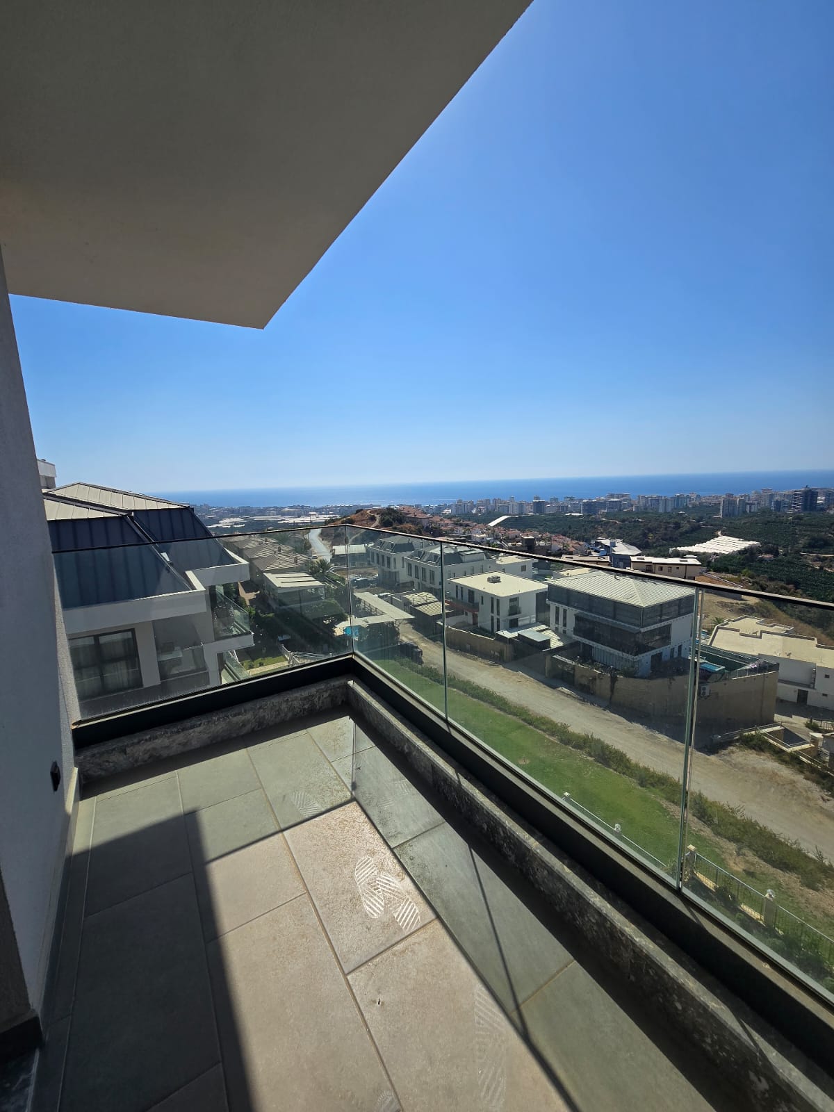 Фото объекта: 1+1 с видом на море в Gold City Trio Hill Residence, Аланья, Каргыджак (8)