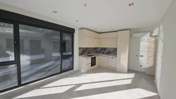 صورة: شقة 1+1 في Best Home The Legend، مركز ألانيا، 100 متر إلى البحر, Alanya Center (12)
