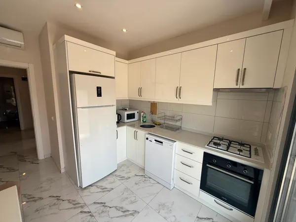 Foto von: Möblierte 2+1 Wohnung in Ünalan Sitesi, Alanya Zentrum, Alanya Center (8)