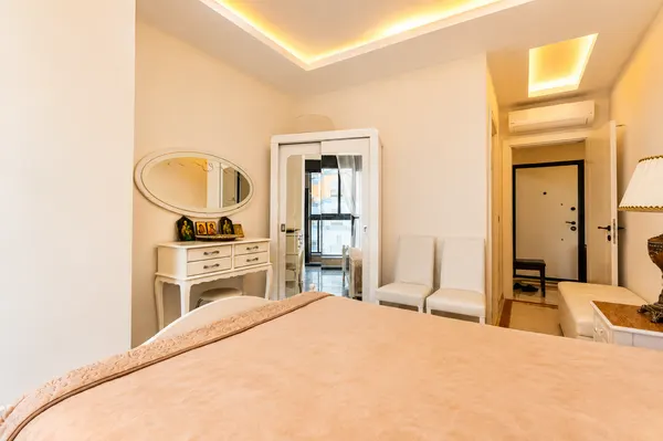 Fotoğraf: Alanya'da yeni Sis Royal kompleksinde 2+1 mobilyalı daire, Avsallar (9)