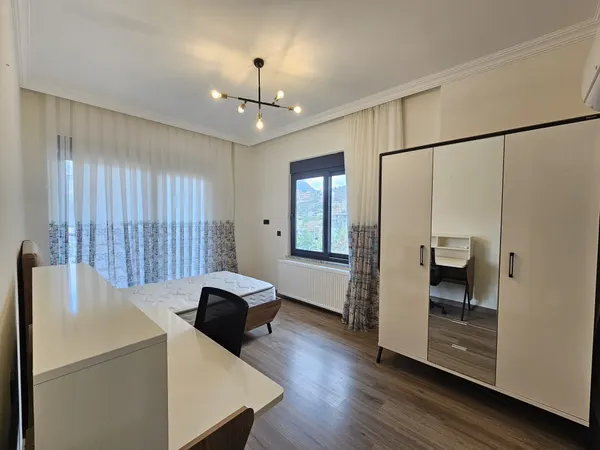 Foto von: Luxuriöse dreistöckige Villa Avakado in Kargıdjak mit Möbeln und Ausblicken, Kargicak (11)