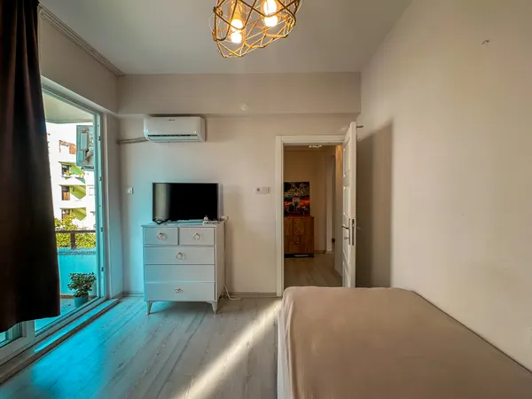 Zdjęcie: Odnowiony apartament 2+1 w Cleopatra, blisko morza, Alanya Center (8)