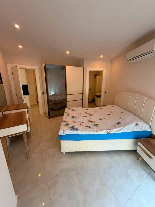 تصویر: آپارتمان 2+1 مبلی در مجتمع KONAK SEASİDE TOWER، آلانیا, Alanya Center (11)