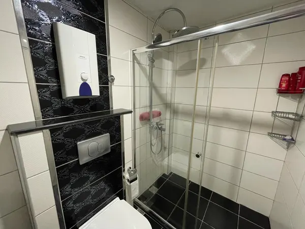 Foto von: Gemütliche 1+1 Wohnung in Koza Apartmanı, Zentrum, 200 m zum Meer, möbliert, Alanya Center (6)