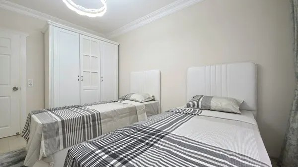 Foto von: Geräumige möblierte 2+1 Wohnung in Oba Crown Resort 1, Oba, Oba (13)