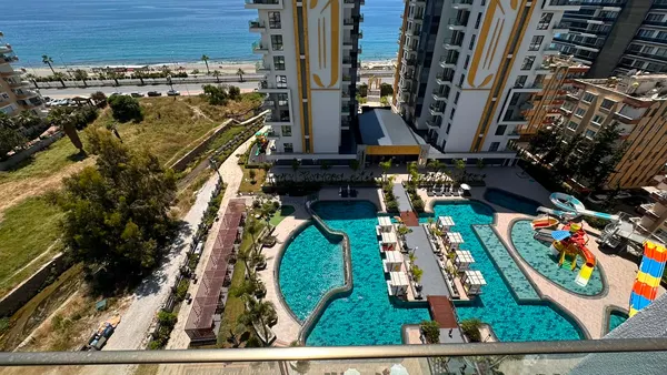 Фото объекта: Купить 1+1 квартиру в Cebeci Towers Махмутлар, Аланья, Махмутлар (4)