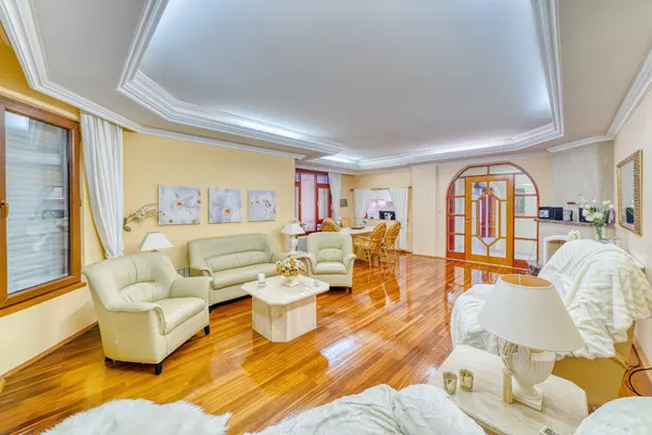 Foto von: 3+1 Wohnung mit Meerblick in erster Strandlinie, Haymanalı Apt., Alanya Center (6)