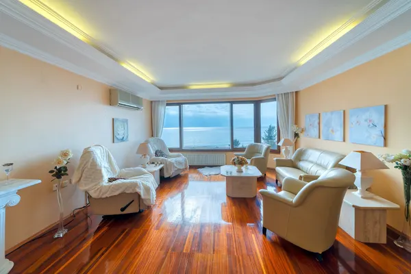 Foto von: 3+1 Wohnung mit Meerblick in erster Strandlinie, Haymanalı Apt., Alanya Center (5)