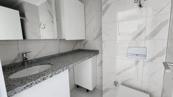 تصویر: آپارتمان مدرن 1+1 در Konak Green Towers، آوسالار, Avsallar (6)