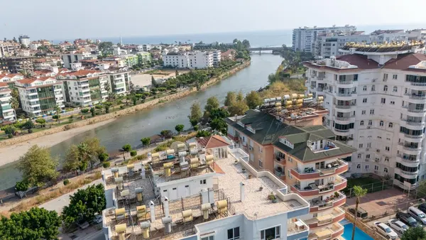 Zdjęcie: Przestronne mieszkanie 2+1 w Anıl Apartmanı, Tosmur, Alanya, Tosmur (2)