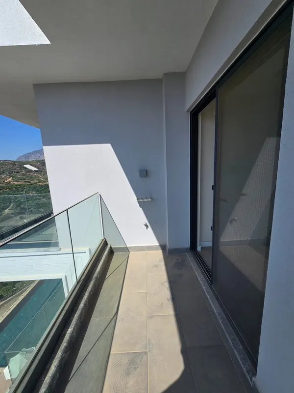 Фото объекта: 1+1 с видом на море в Gold City Trio Hill Residence, Аланья, Каргыджак (15)