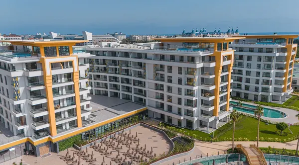 Foto av objektet: 1+1 Lägenhet med trädgårds- och havsutsikt i Azura World, Turkler (4)