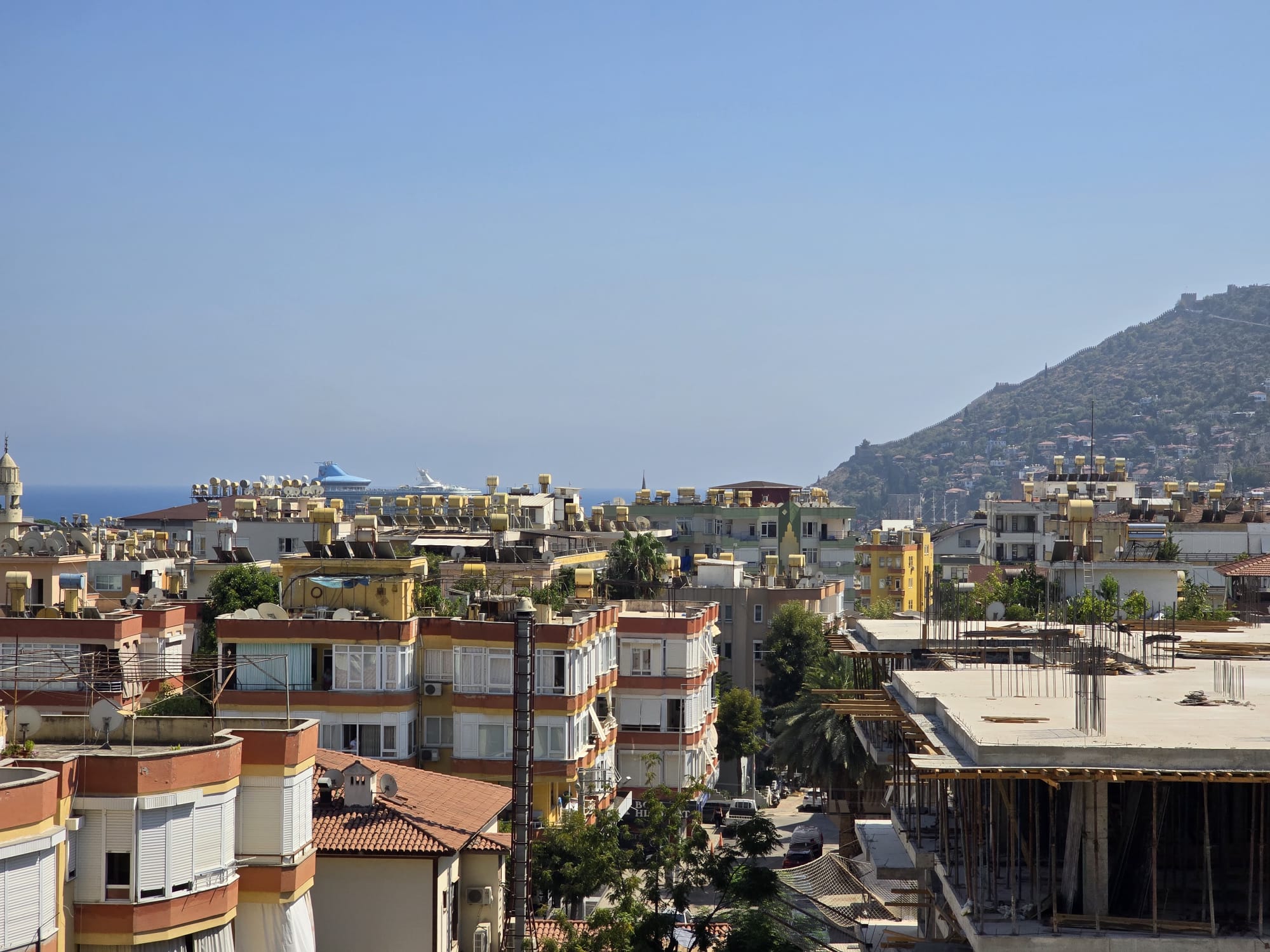 Bilde av: 2+1 med havutsikt og utsikt over festningen i YEKTA ROYAL CLUB, Alanya sentrum, Alanya Center (8)