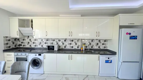 صورة: شقة 2+1 مفروشة بالكامل مع إطلالة على البحر في Novita Deluxe Residence, Oba (11)