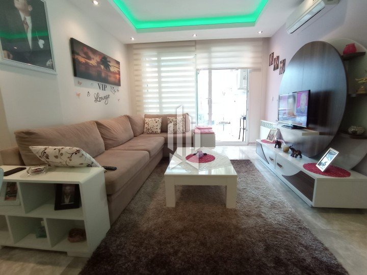 One bedroom apartment near the city center, Oba 1