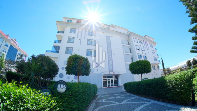 Apartment with two bedrooms and a huge terrace, Kestel