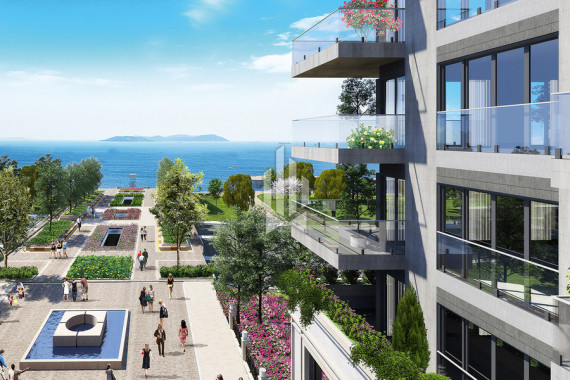 Linear apartment with three spacious rooms