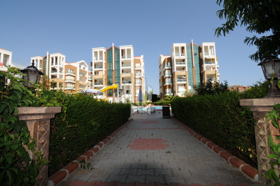 Двухуровневые апартаменты с эксклюзивной планировкой, Оба