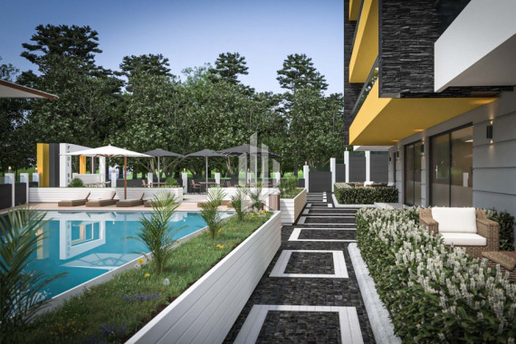 Garden duplex with four bedrooms and two kitchen areas