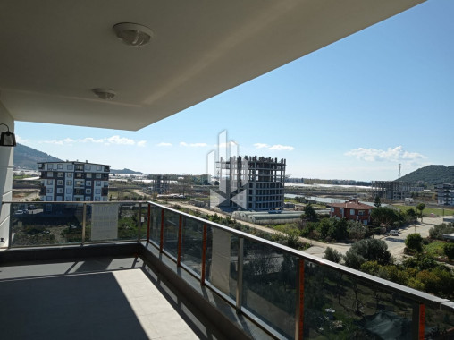 One-bedroom apartment in a complex with infrastructure, Gazipasa