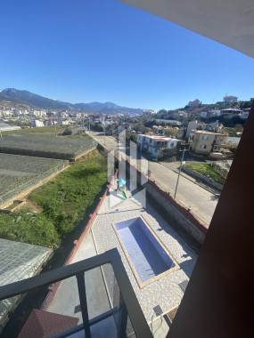 Duplex spacious penthouse in a complex with a swimming pool, Gazipasa