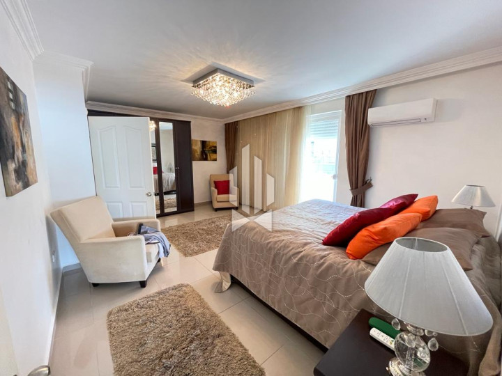 Duplex apartment in Mahmutlar with three bedrooms and panoramic sea views. 27
