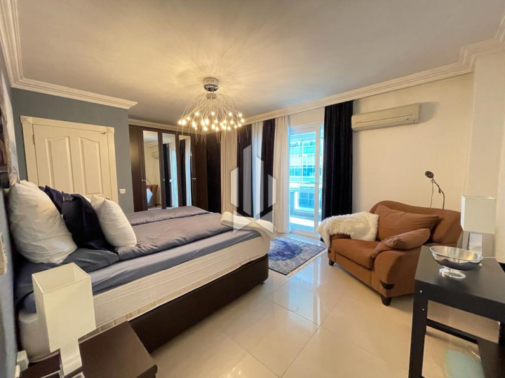 Дуплекс-апартаменты в Махмутларе с трьмя спальнями и панорамным видом на море. 43