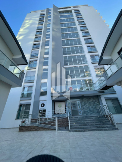 Элегантные двухэтажные апартаменты с конфигурацией 4+1 в Махмутларе. 30