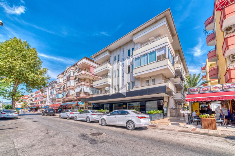 One bedroom property in the heart of Alanya. 3