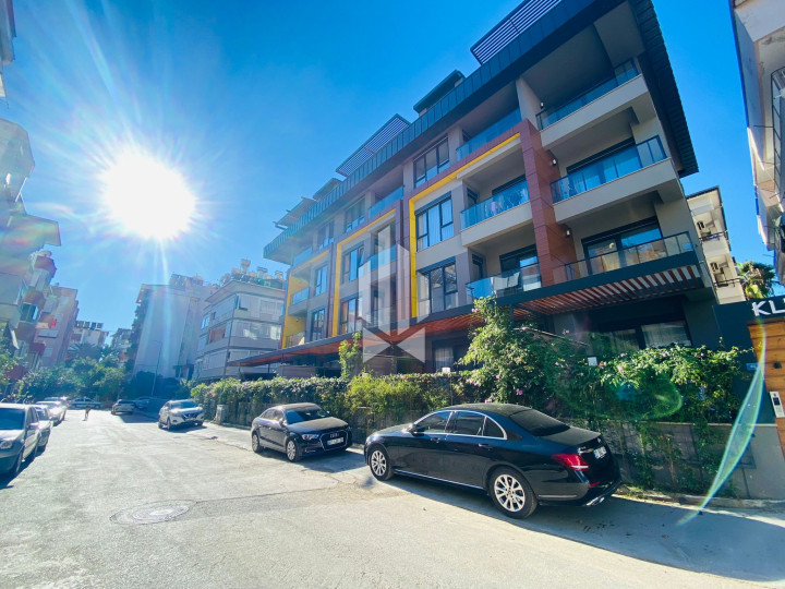 "Luxury apartments in the center of Alanya, your new corner of comfort and luxury next to the sea!" 3