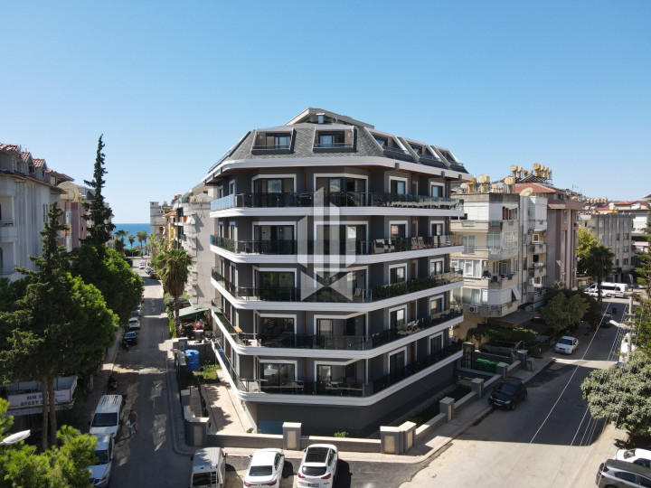 Duplex in the center of Alanya 130 m from the beach in a complex with infrastructure 3