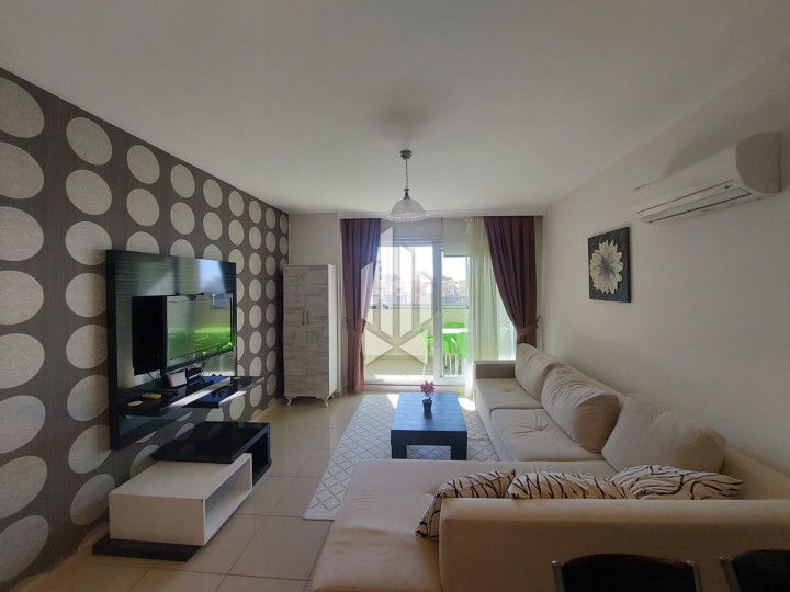 For sale a cozy furnished 1+1 apartment with a rich infrastructure complex in Alanya, Mahmutlar 5
