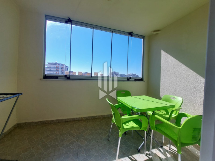 For sale a cozy furnished 1+1 apartment with a rich infrastructure complex in Alanya, Mahmutlar 12