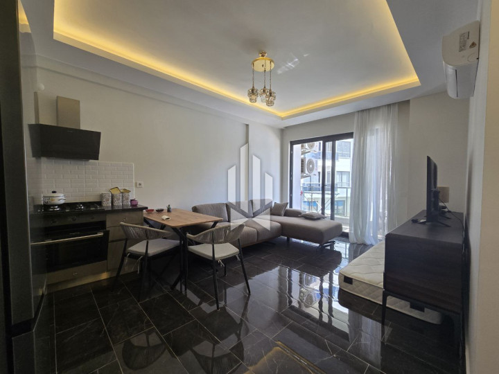Spacious 1+1 apartment in Mahmutlar - only 650 meters from the sea 1