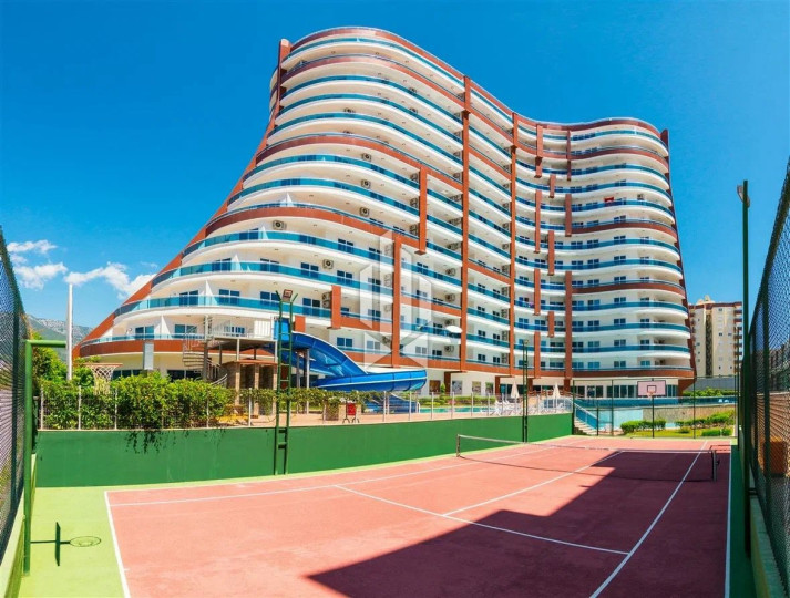 Квартира 2+1 в комплексе с аквагорками в Махмутларе — 500 м до моря! 1