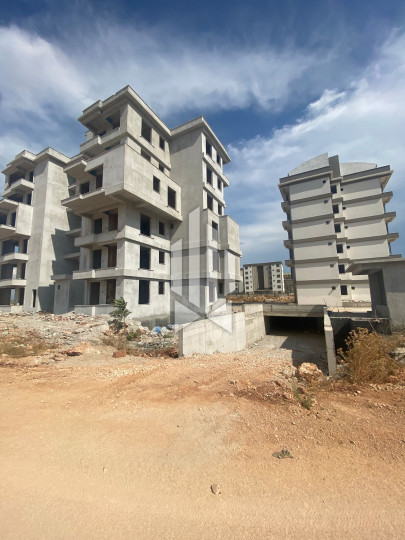 A one-level apartment in the center of a promising area, Altyntaş 20
